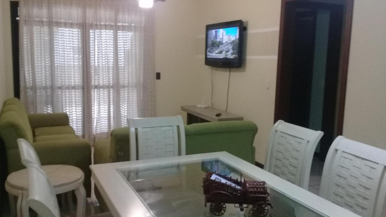 Apartamento De 2 Domitorios E 1 Garagem No Centro De Bombinhas 50 Metros Da Praia Na Avenida Principal Proximo Ao Shopping Punta Blu Bagian luar foto