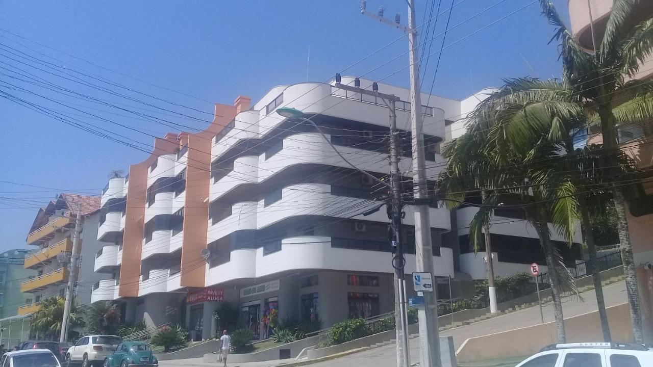 Apartamento De 2 Domitorios E 1 Garagem No Centro De Bombinhas 50 Metros Da Praia Na Avenida Principal Proximo Ao Shopping Punta Blu Bagian luar foto