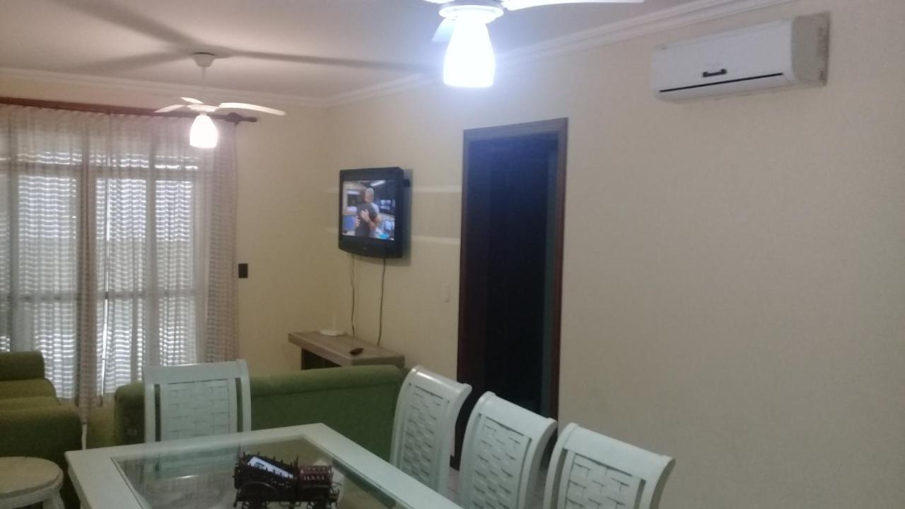 Apartamento De 2 Domitorios E 1 Garagem No Centro De Bombinhas 50 Metros Da Praia Na Avenida Principal Proximo Ao Shopping Punta Blu Bagian luar foto