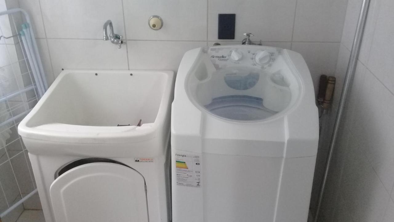 Apartamento De 2 Domitorios E 1 Garagem No Centro De Bombinhas 50 Metros Da Praia Na Avenida Principal Proximo Ao Shopping Punta Blu Bagian luar foto