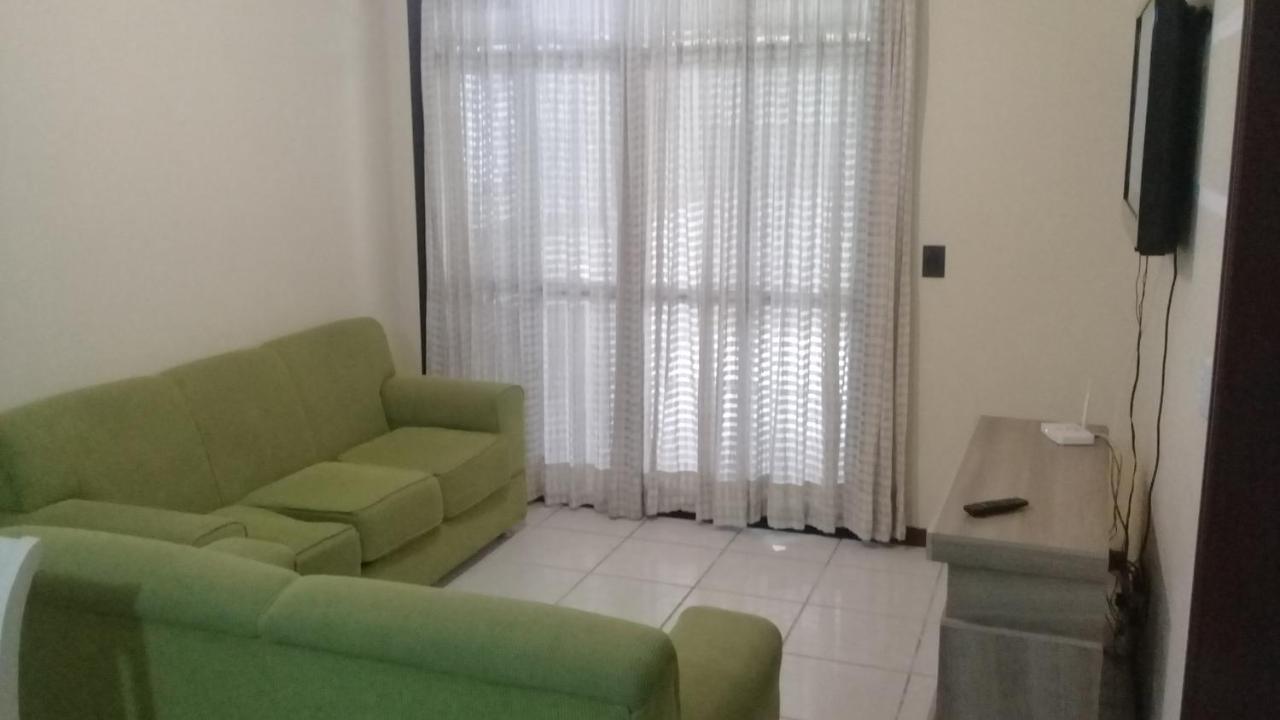 Apartamento De 2 Domitorios E 1 Garagem No Centro De Bombinhas 50 Metros Da Praia Na Avenida Principal Proximo Ao Shopping Punta Blu Bagian luar foto