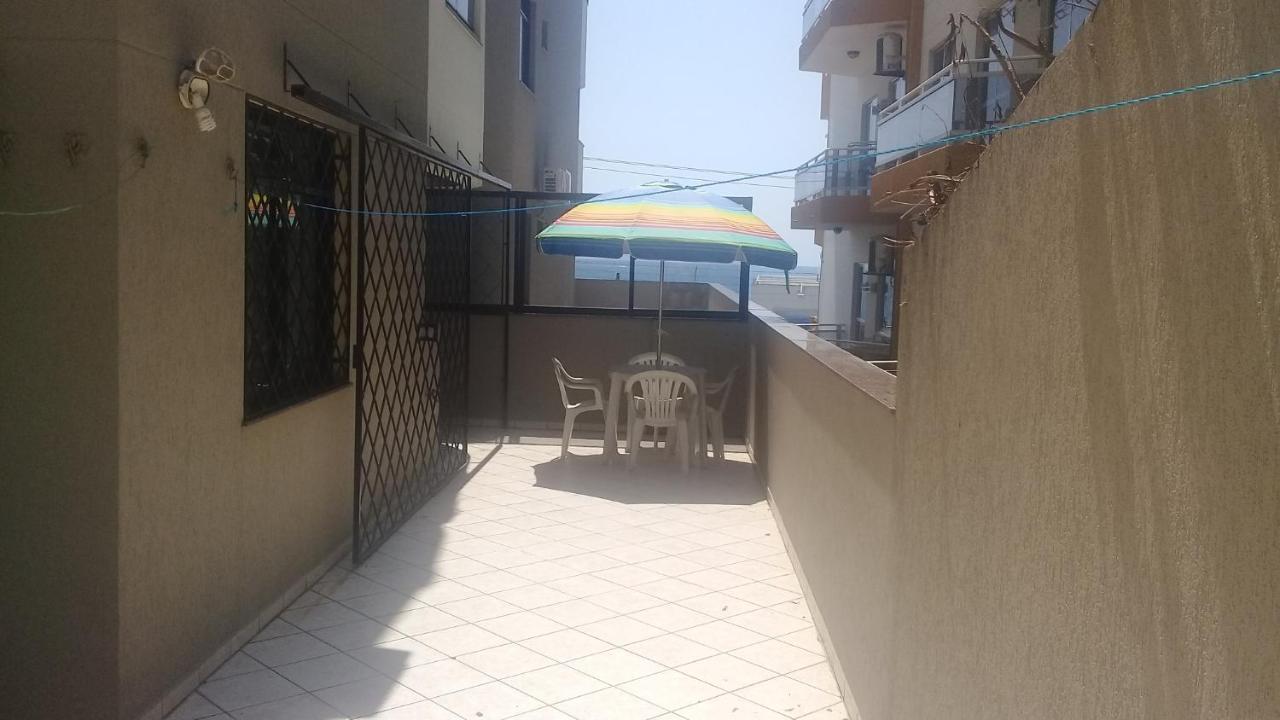 Apartamento De 2 Domitorios E 1 Garagem No Centro De Bombinhas 50 Metros Da Praia Na Avenida Principal Proximo Ao Shopping Punta Blu Bagian luar foto